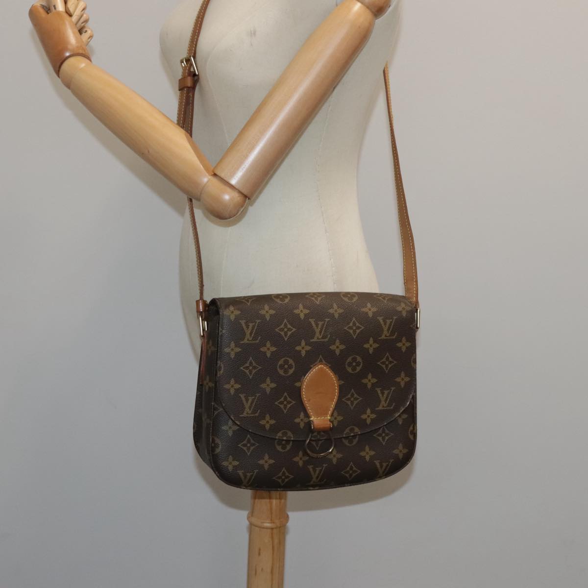 LOUIS VUITTON Monogram Saint Cloud GM Shoulder Bag M51242 LV Auth yk15472