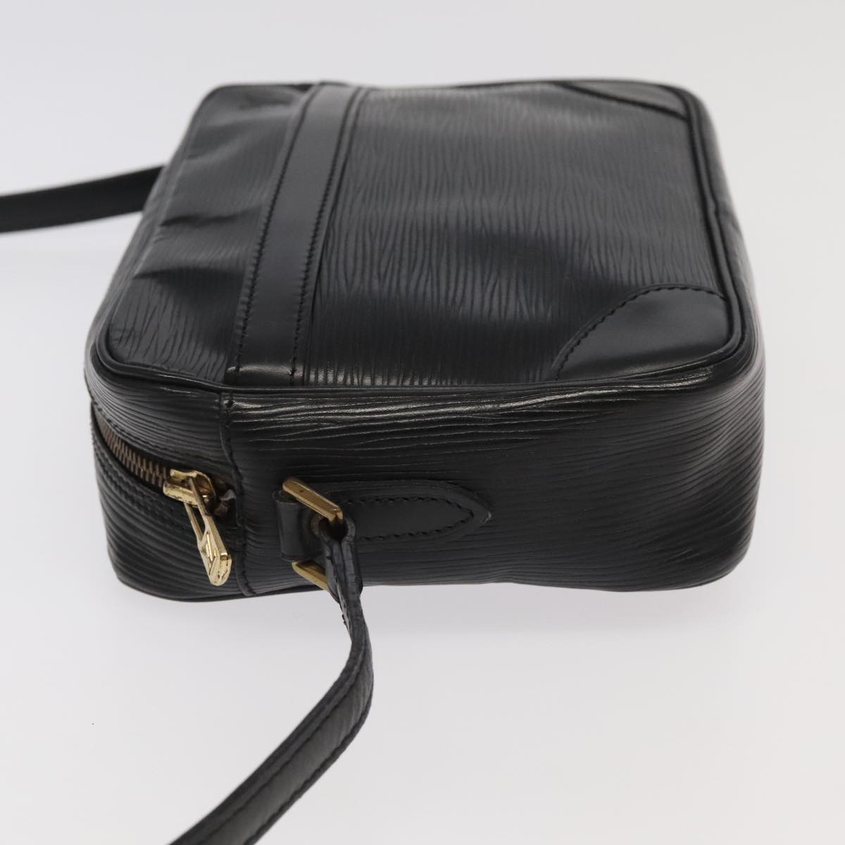 LOUIS VUITTON Epi Trocadero 23 Shoulder Bag Black M52302 LV Auth yk15600