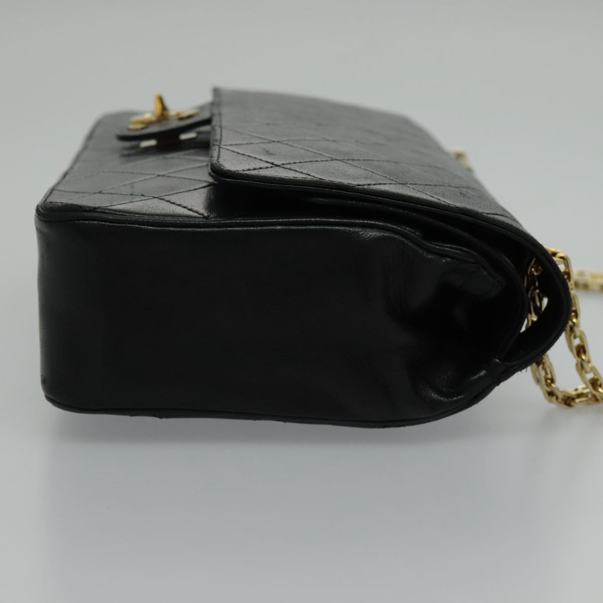 CHANEL Matelasse Chain Hand Bag Lamb Skin Vintage Black Gold CC Auth yk15613A