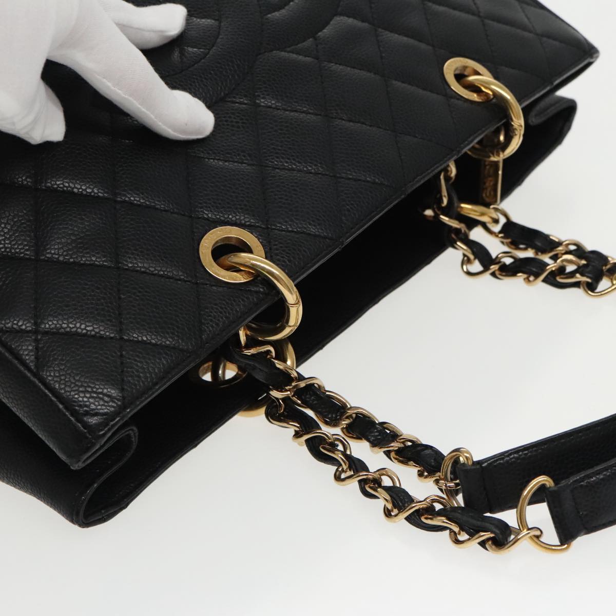 CHANEL Matelasse Chain Tote Bag Caviar Skin GST Black CC Auth yk15656A