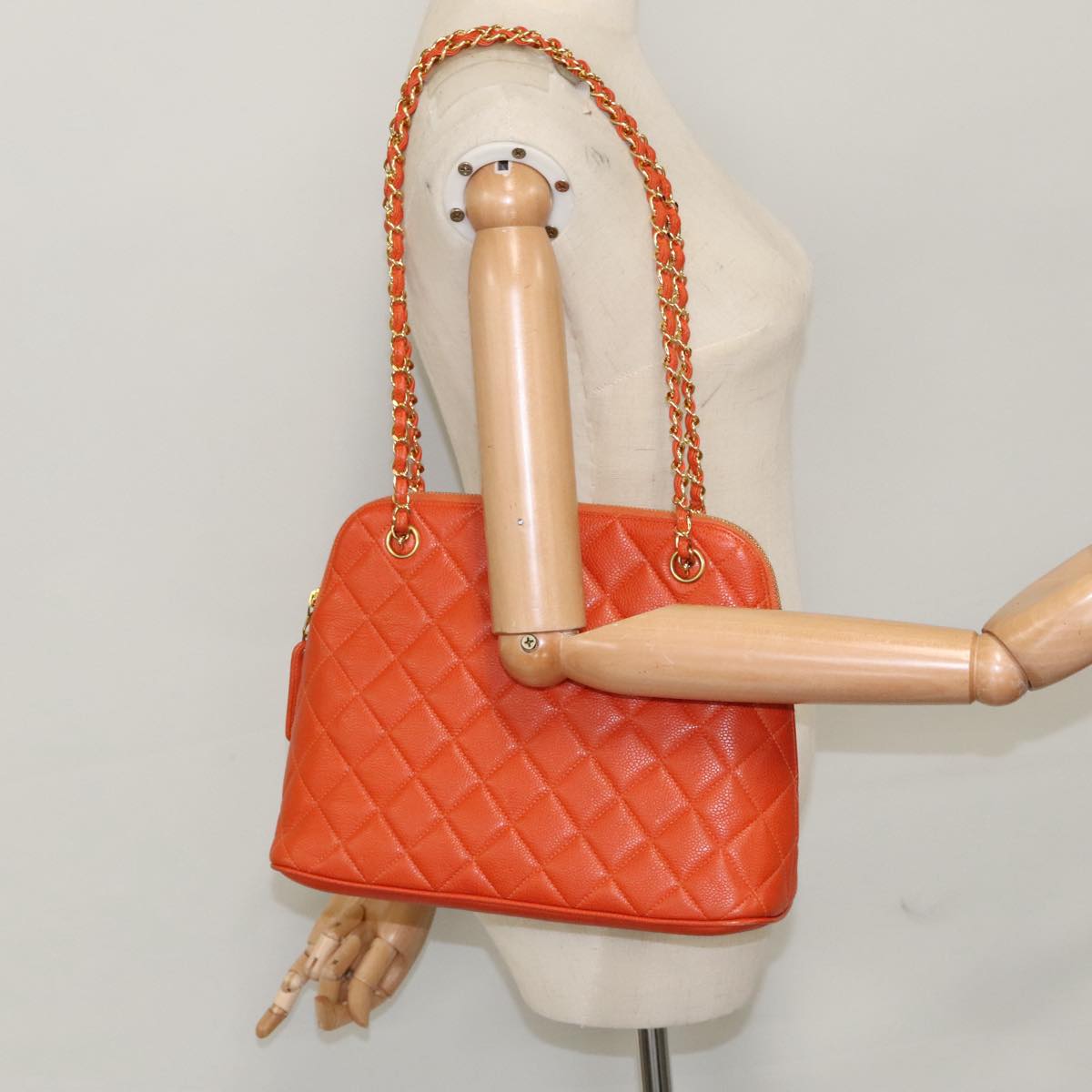 CHANEL Matelasse Chain Shoulder Bag Caviar Skin Orange Gold CC Auth yk15664A