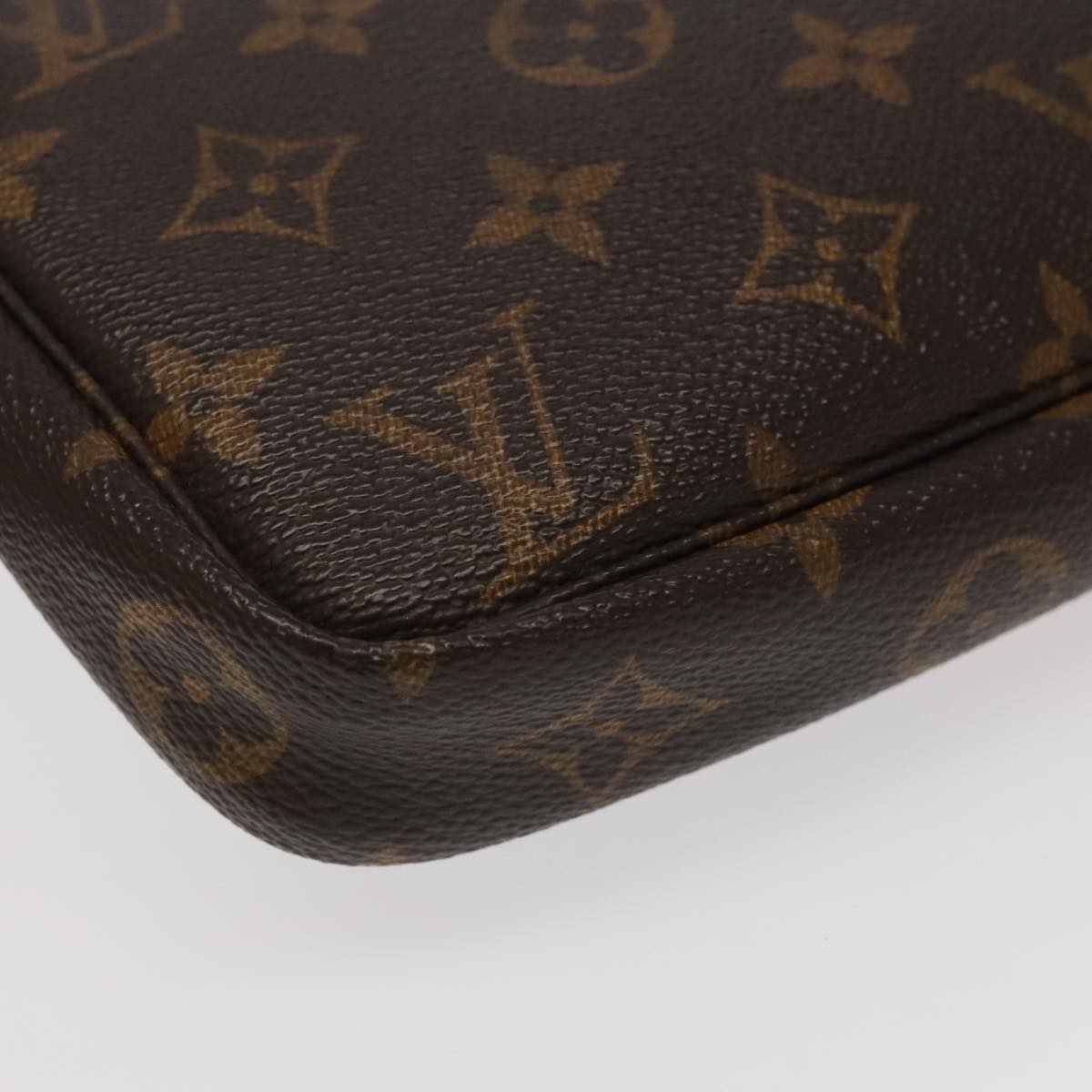 LOUIS VUITTON Monogram Pochette Accessoires Pouch M51980 LV Auth yk15678