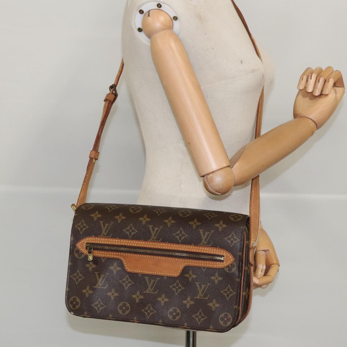 LOUIS VUITTON Monogram Saint Germain Shoulder Bag M51207 LV Auth yk15699