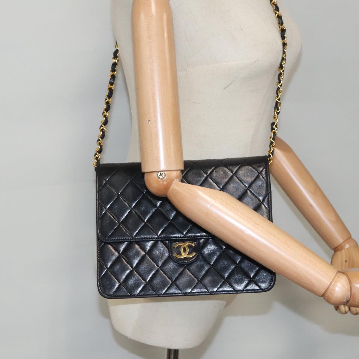 CHANEL Matelasse Chain Shoulder Bag Lamb Skin Black Gold CC Auth yk15750