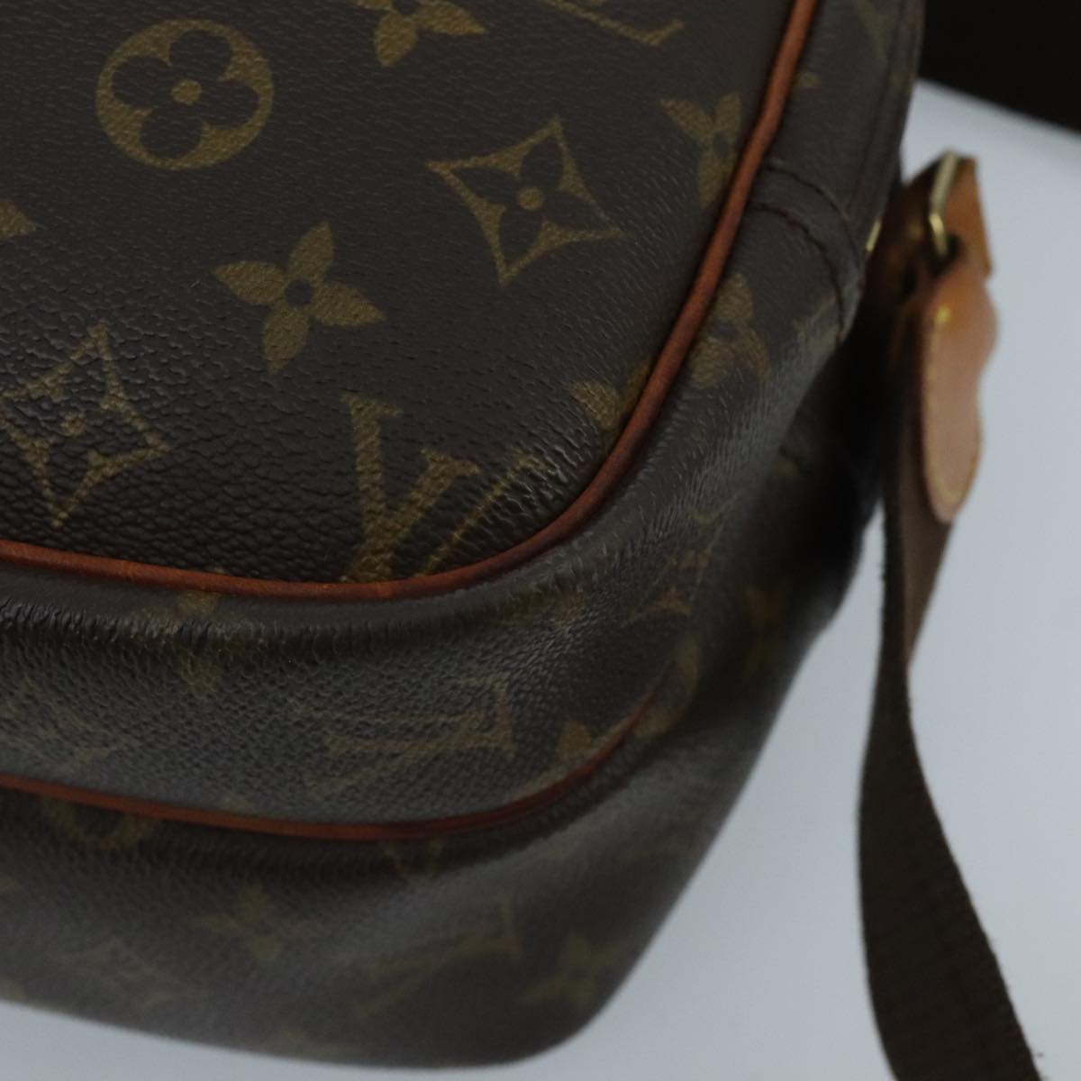 LOUIS VUITTON Monogram Reporter PM Shoulder Bag M45254 LV Auth yk15752