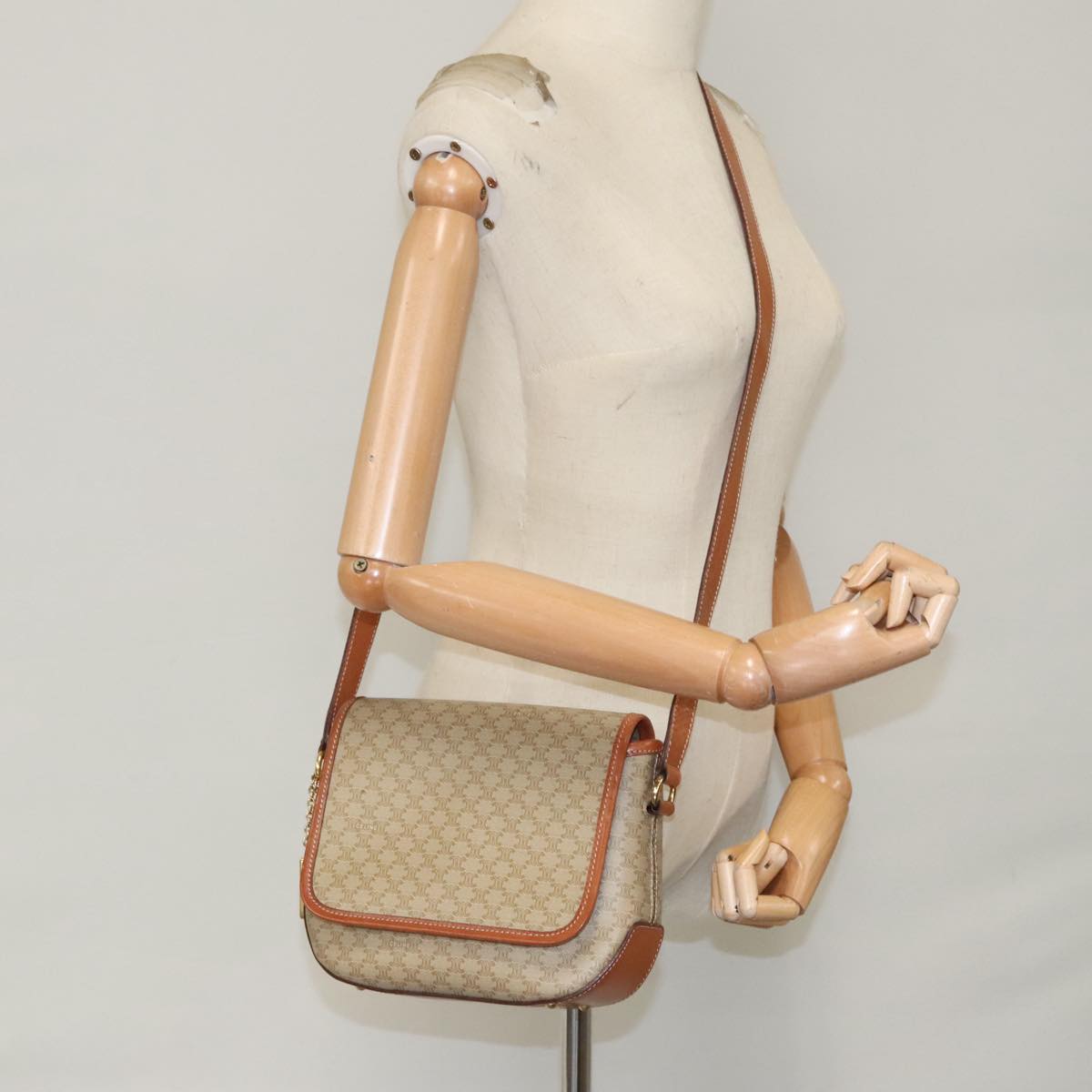 CELINE Macadam Canvas Shoulder Bag Beige Gold Auth yk15766