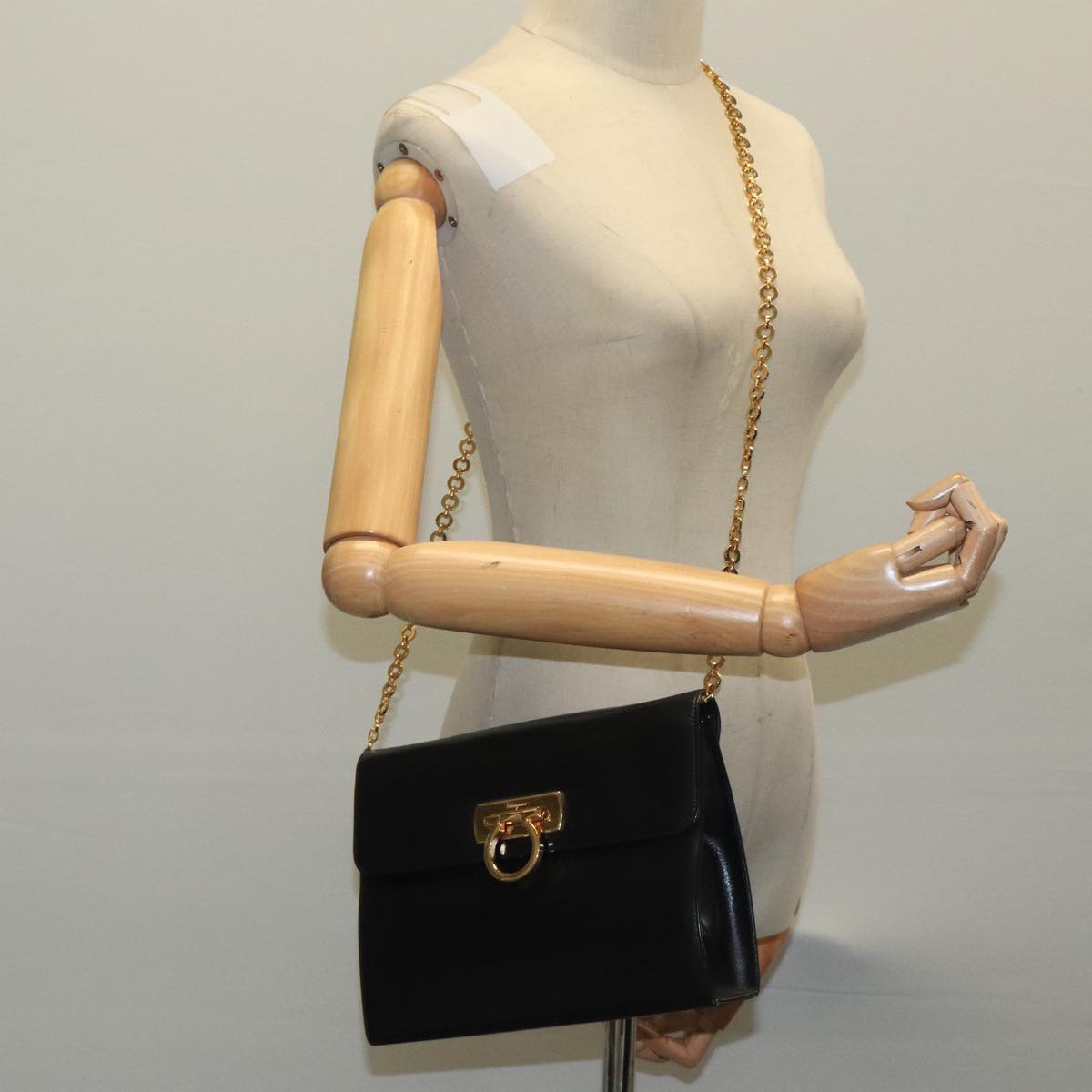 Salvatore Ferragamo Gancini Chain Shoulder Bag Leather Black Gold Auth yk15776