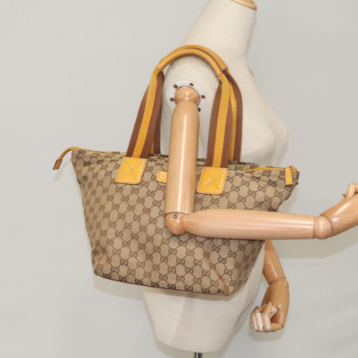 GUCCI GG Canvas Tote Bag Beige Silver 131230 Auth yk15782