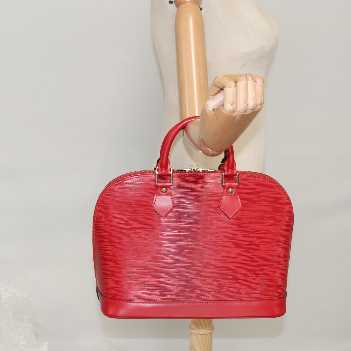 LOUIS VUITTON Epi Alma Hand Bag Castilian Red M52147 LV Auth yk15791