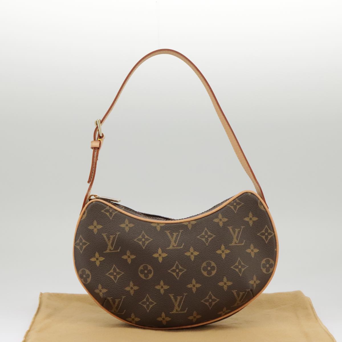 LOUIS VUITTON Monogram Pochette Croissant Shoulder Bag M51510 LV Auth yk15895A