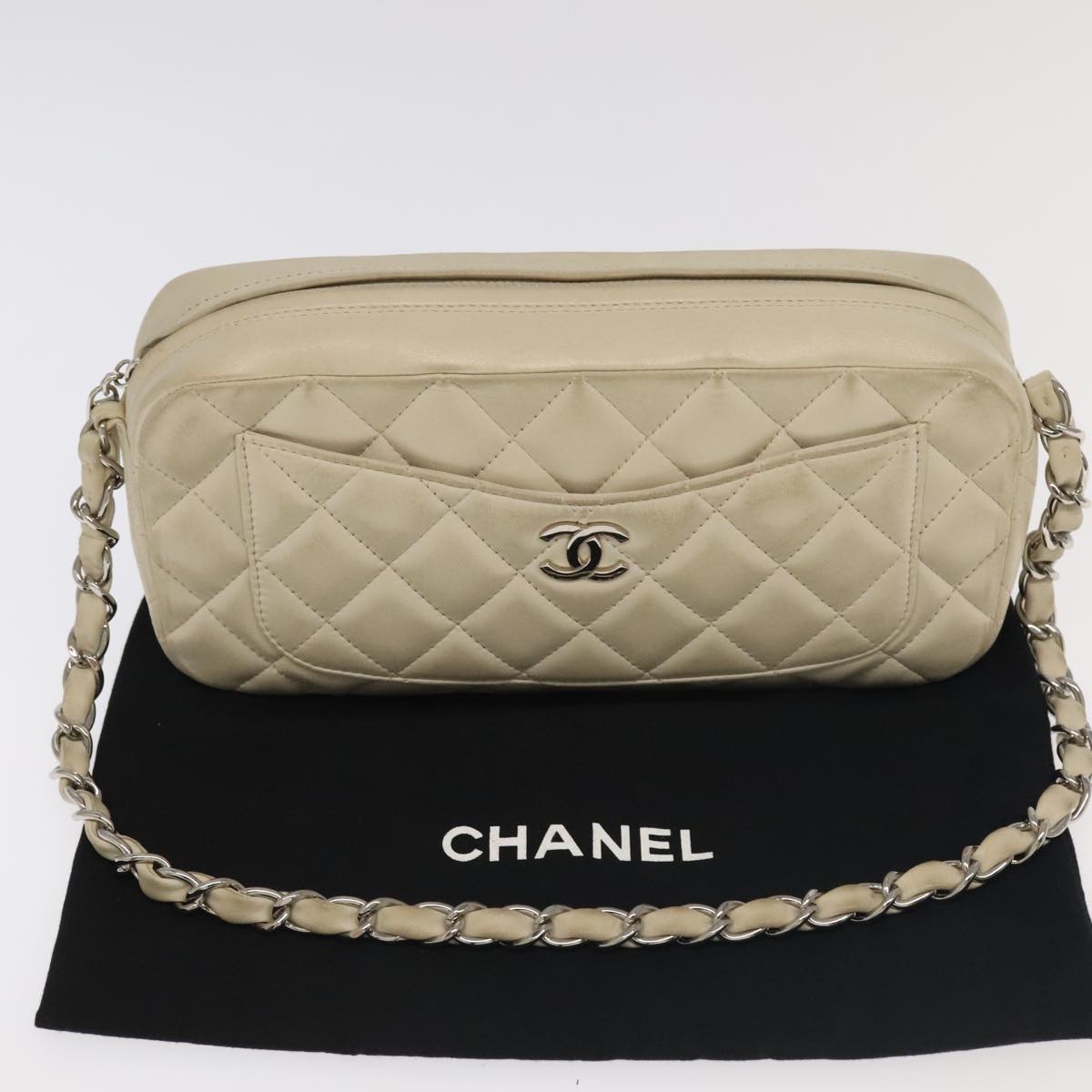 CHANEL Matelasse Chain Hand Bag Lamb Skin White Silver CC Auth yk15902