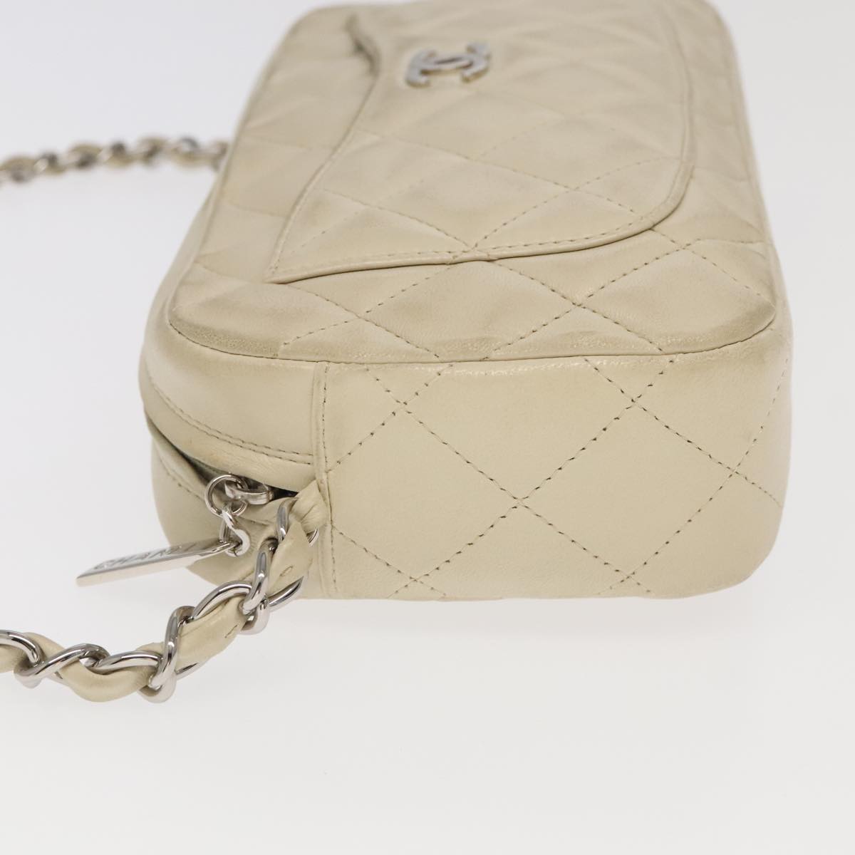 CHANEL Matelasse Chain Hand Bag Lamb Skin White Silver CC Auth yk15902