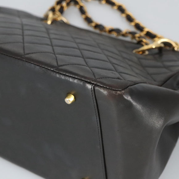 CHANEL Matelasse Chain Hand Bag Lamb Skin Black Gold CC Auth yk15908V