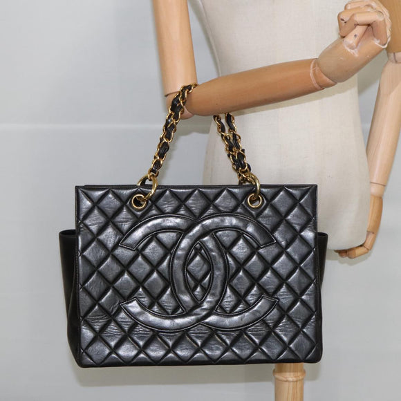 CHANEL Matelasse Chain Hand Bag Lamb Skin Black Gold CC Auth yk15908A