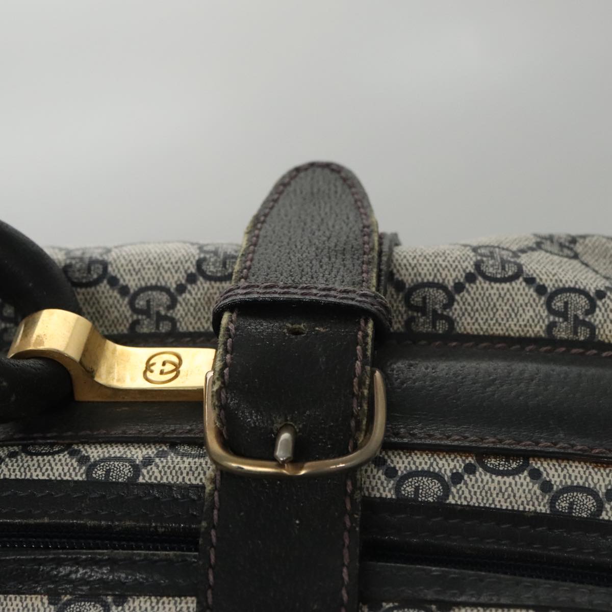 GUCCI GG Supreme Travel Case PVC Leather Navy Gold Auth yk16004