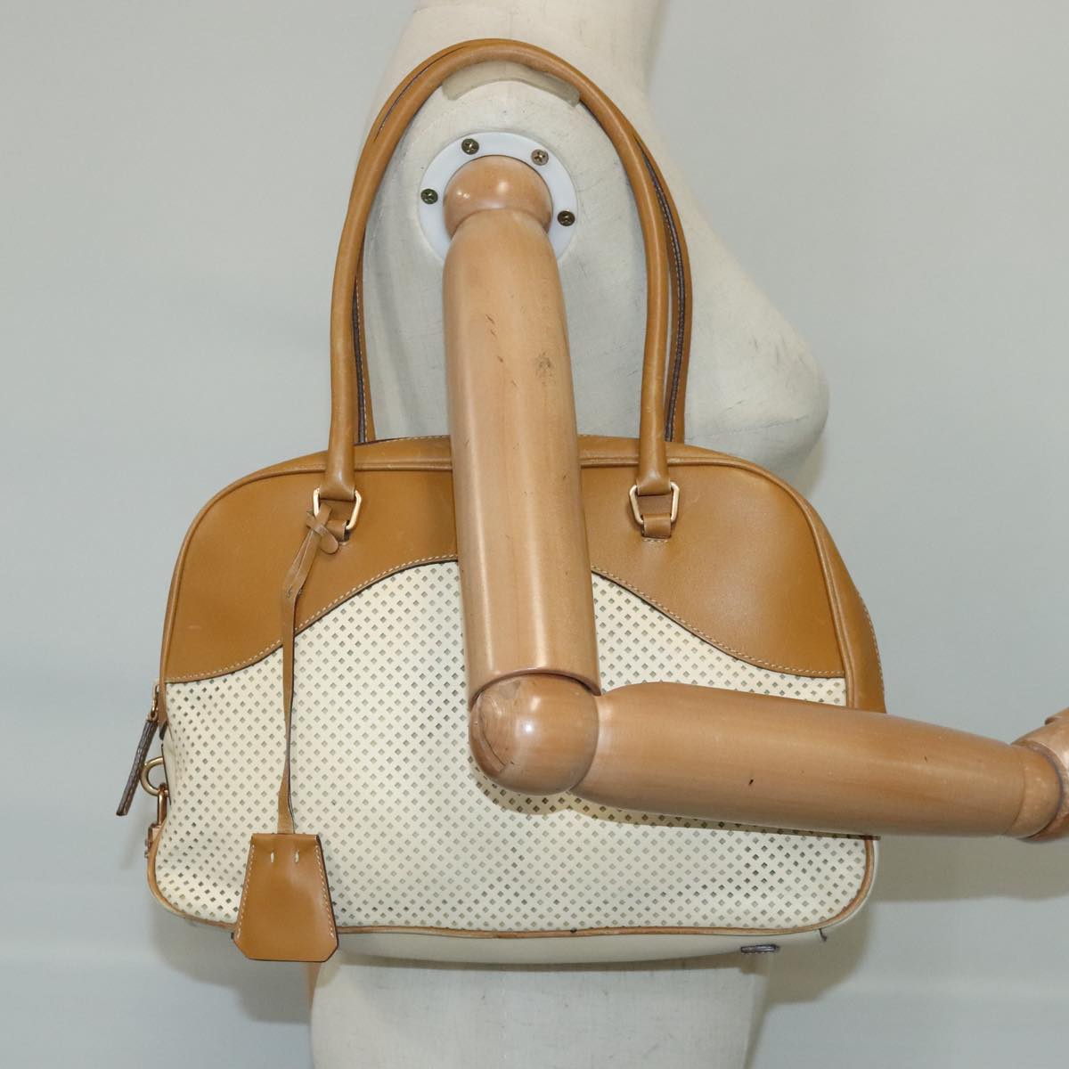 PRADA Hand Bag Leather Beige Gold Auth yk16023