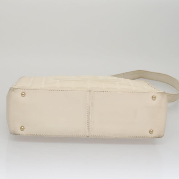CHANEL Choco Bar Shoulder Bag Leather White CC Auth yk17128