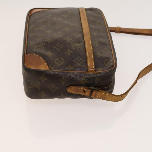 LOUIS VUITTON Monogram Trocadero 30 Shoulder Bag M51272 LV Auth yk17970