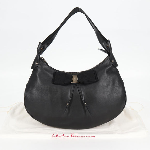 Salvatore Ferragamo Vala Shoulder Bag Leather Black Auth yk18131V