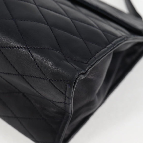 CHANEL Matelasse Hand Bag Lamb Skin Navy Gold CC Auth yk18152