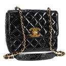 CHANEL Matelasse Chain Shoulder Bag Patent leather Black Gold CC Auth yk18276-1