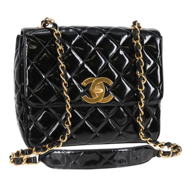 CHANEL Matelasse Chain Shoulder Bag Patent leather Black Gold CC Auth yk18276