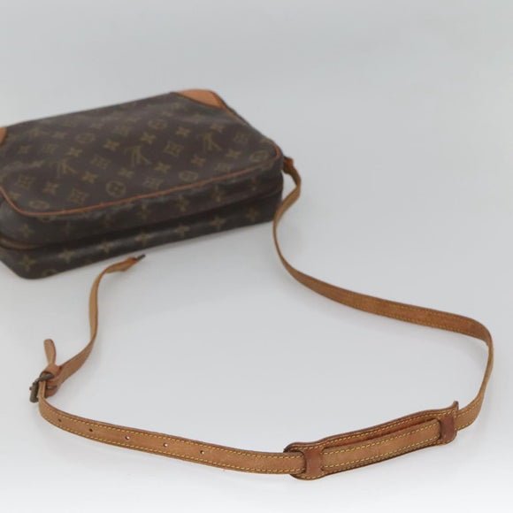 LOUIS VUITTON Monogram Trocadero 30 Shoulder Bag M51272 LV Auth yk18359