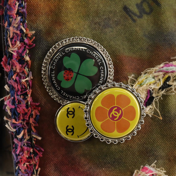 CHANEL Embroidery Graffiti Shoulder Bag Canvas Leather Khaki CC Auth yk18413SM