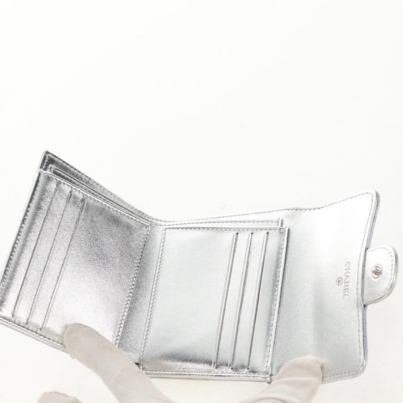 CHANEL Matelasse Gradient Compact Wallet Lamb Skin Purple CC Auth yk19643M