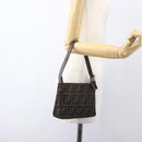 FENDI Zucca Canvas Hand Bag Black Brown Auth yk20095-21
