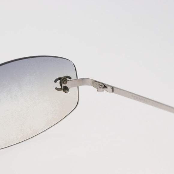 CHANEL Sonnenbrille Metall Silber CC Auth yk20425M