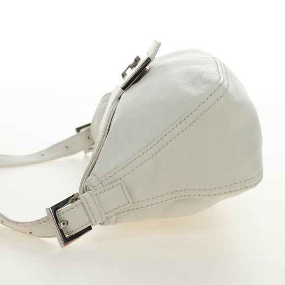 FENDI Mamma Baguette Shoulder Bag Leather White Silver Auth yk20508SAM