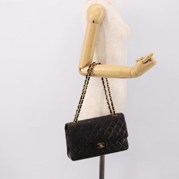 CHANEL Double Flap Chain Matelasse 25 Bag Lamb Skin Black Gold Auth yk20797SAM