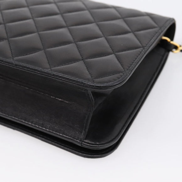CHANEL Matelasse Turn Lock Chain Bag Lamb Skin Black Gold CC Auth yk20823SAM