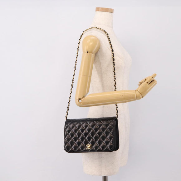 CHANEL Matelasse Turn Lock Chain Bag Lamb Skin Black Gold CC Auth yk20823SAM