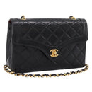 CHANEL Matelasse Turn Lock Chain Bag Lamb Skin Black Gold CC Auth yk20854SAM-1
