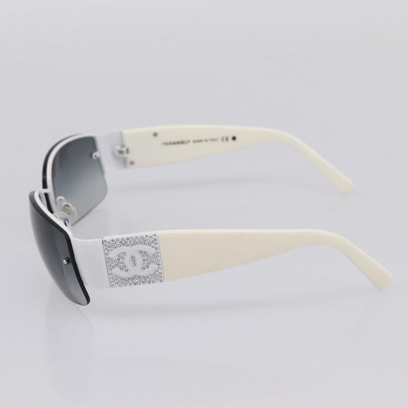 CHANEL Sunglasses plastic White CC Auth yk21023M