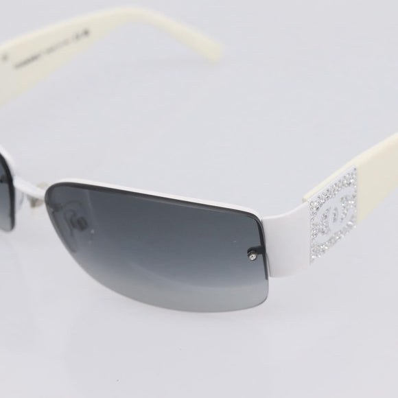 CHANEL Sunglasses plastic White CC Auth yk21023M