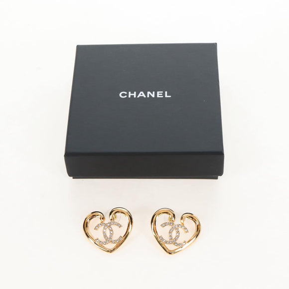 CHANEL Heart COCO Mark Pierce Metal Gold Tone CC Auth yk21104M