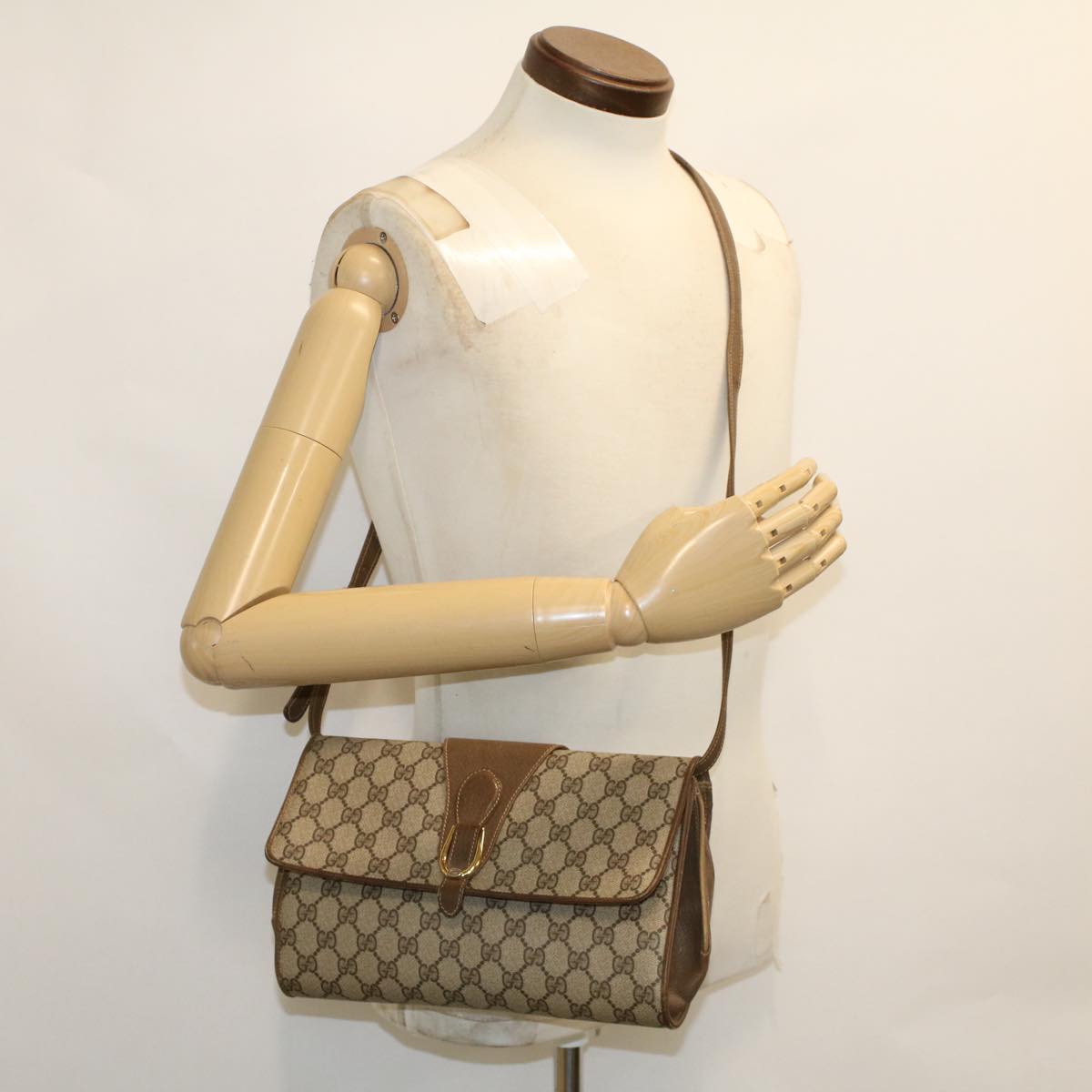 GUCCI GG Canvas Shoulder Bag PVC Leather Beige 904.02.050 Auth yk7719