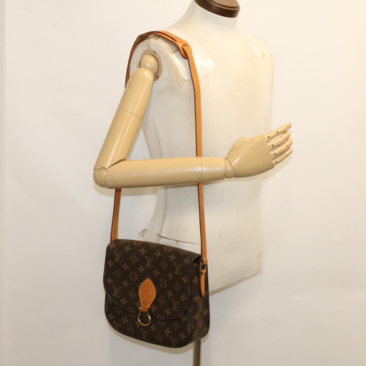 LOUIS VUITTON Monogram Saint Cloud GM Shoulder Bag M51242 LV Auth yk7840B