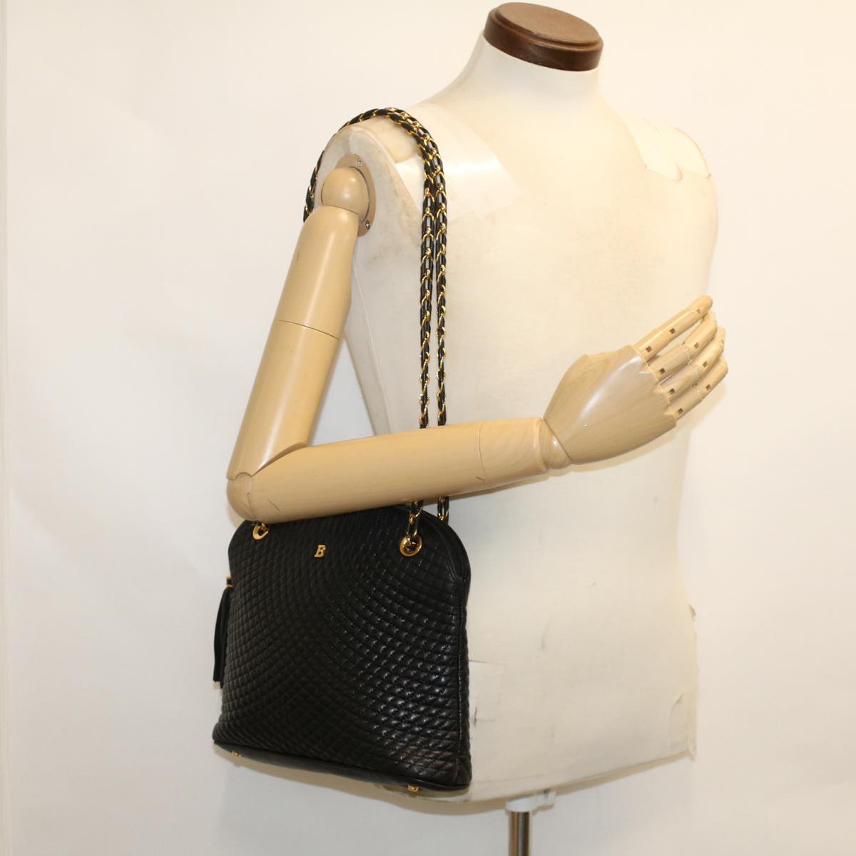 BALLY Quilted Chain Shoulder Bag Leather Black Auth yk7841B