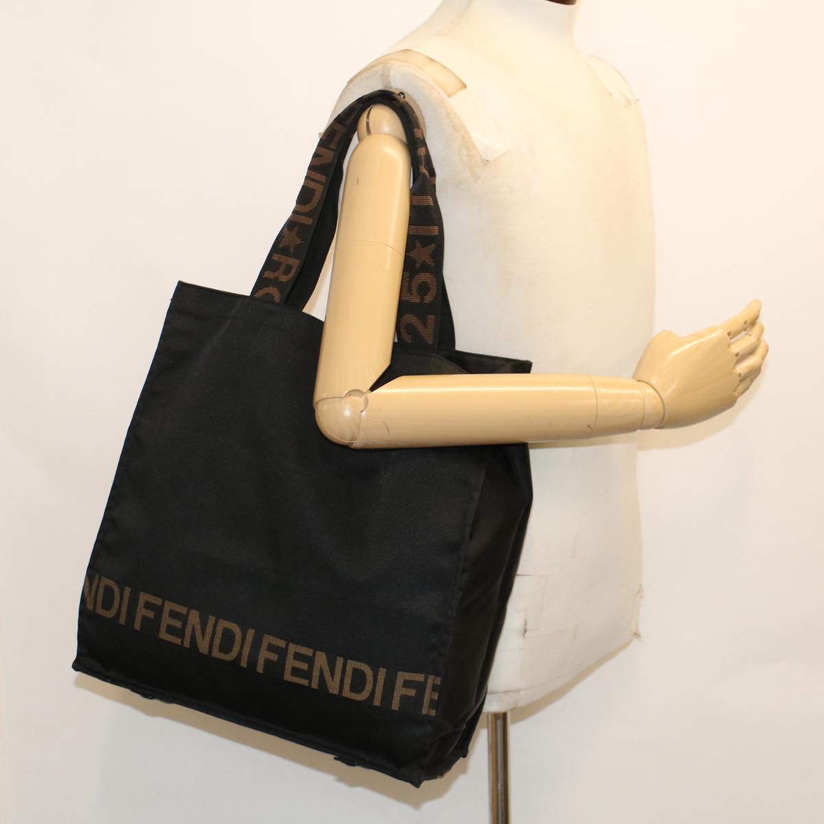 FENDI Tote Bag Nylon Black 2321.26565.098 Auth yk7957