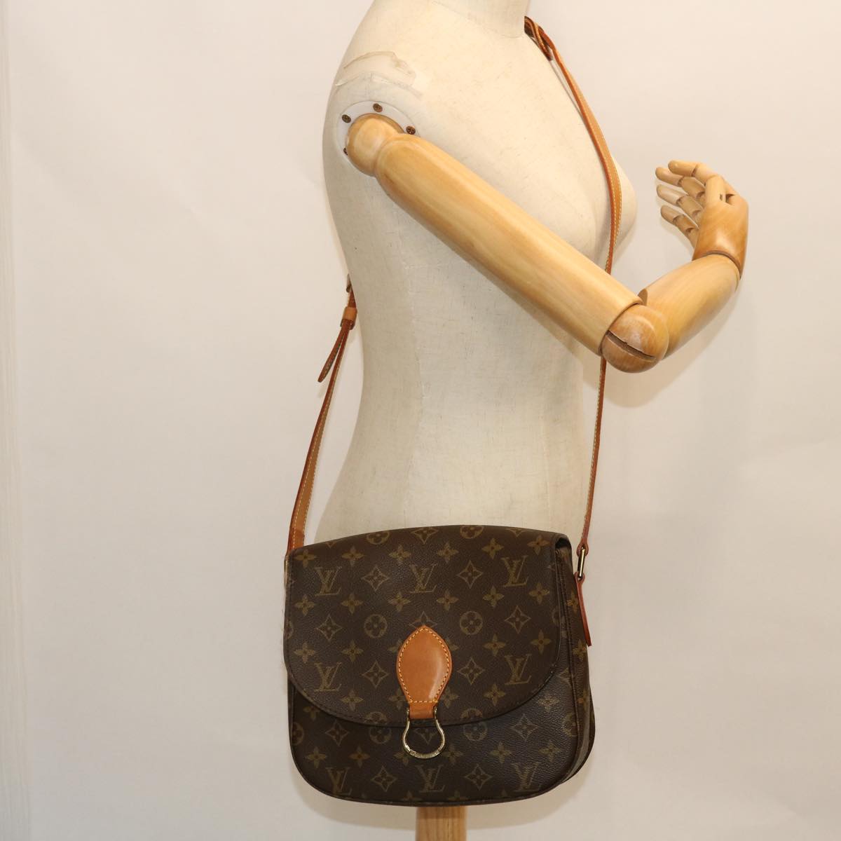 LOUIS VUITTON Monogram Saint Cloud GM Shoulder Bag M51242 LV Auth yk8400