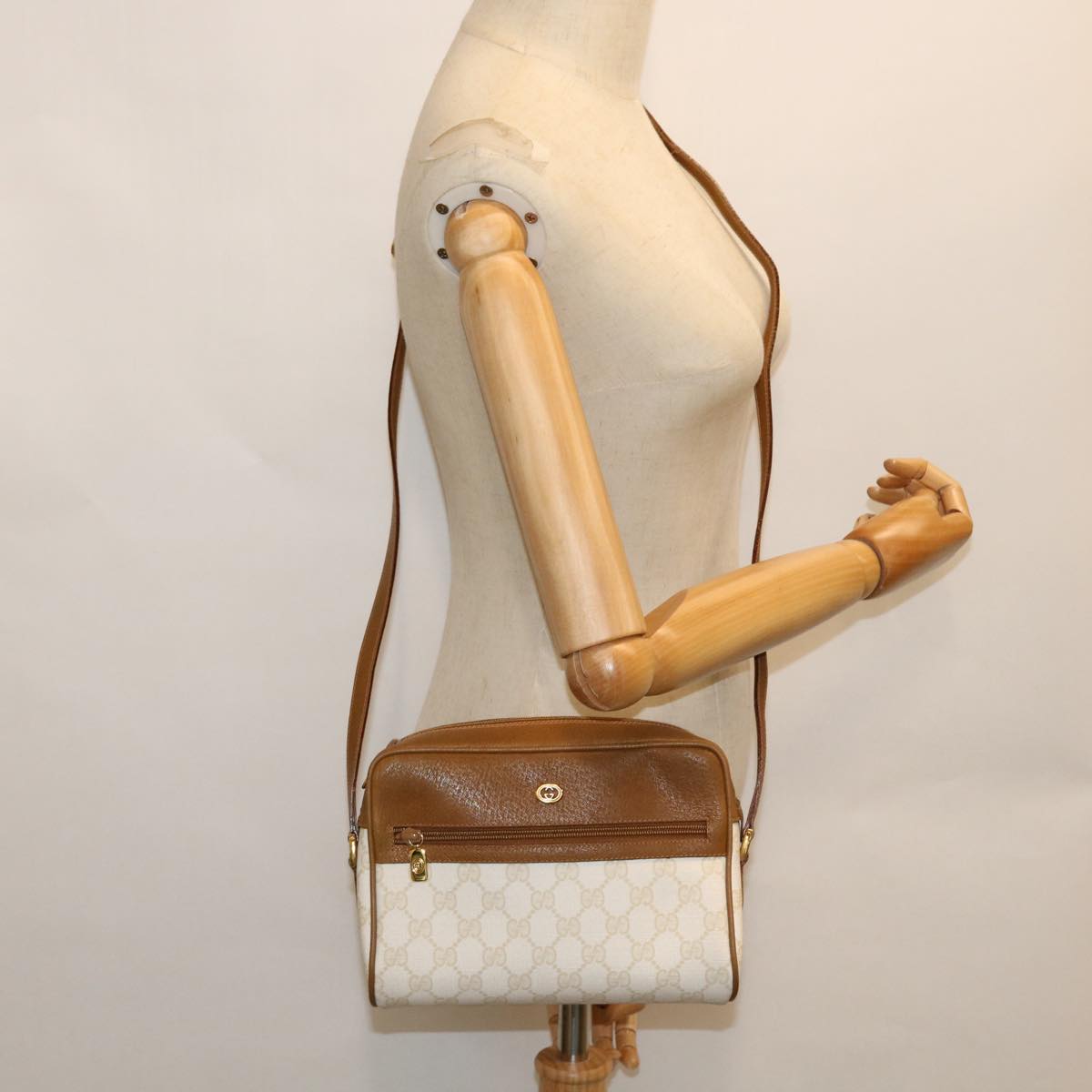 GUCCI GG Canvas Shoulder Bag PVC Leather Beige 119.02.087 Auth yk8537