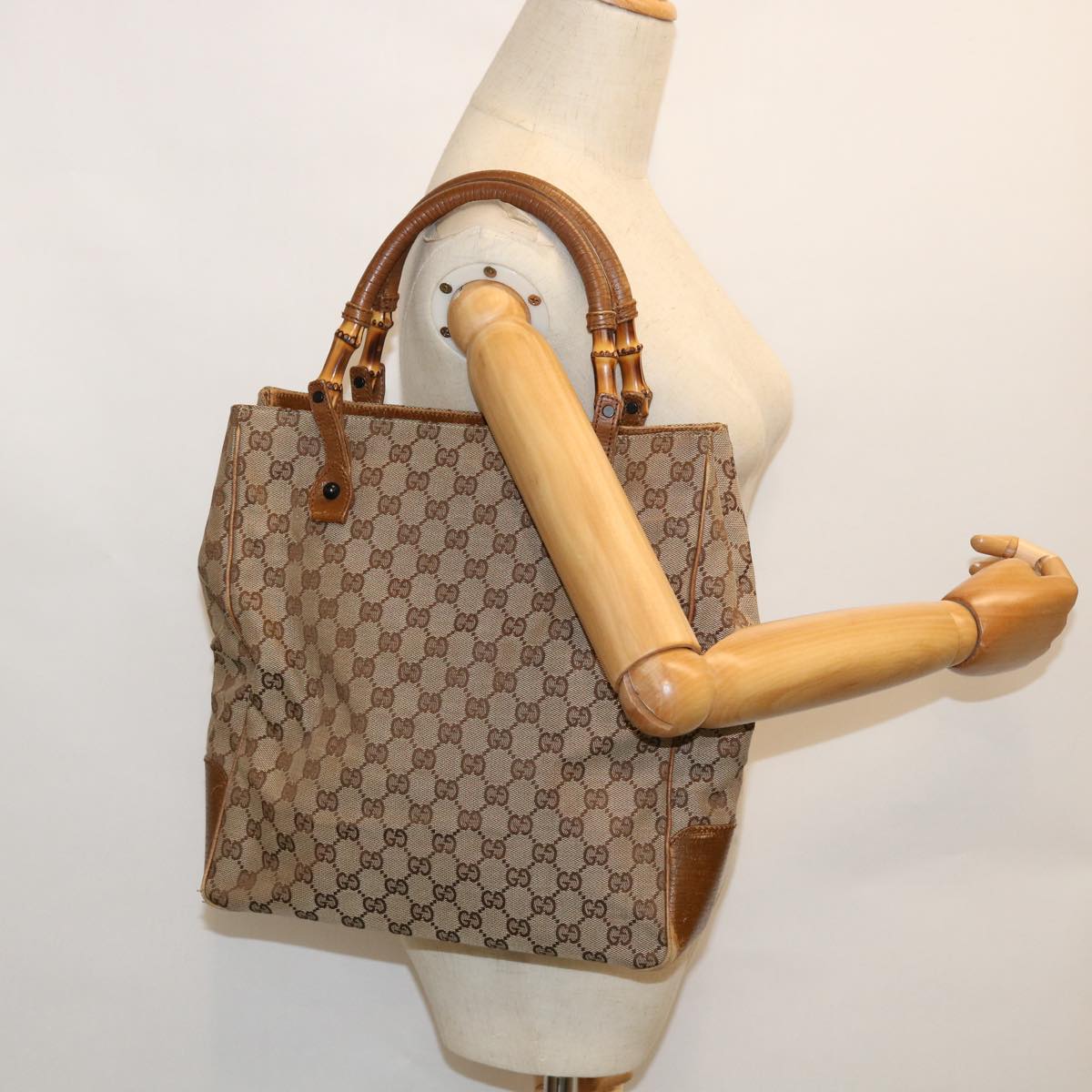 GUCCI GG Canvas Bamboo Hand Bag Beige 112530 Auth yk8569