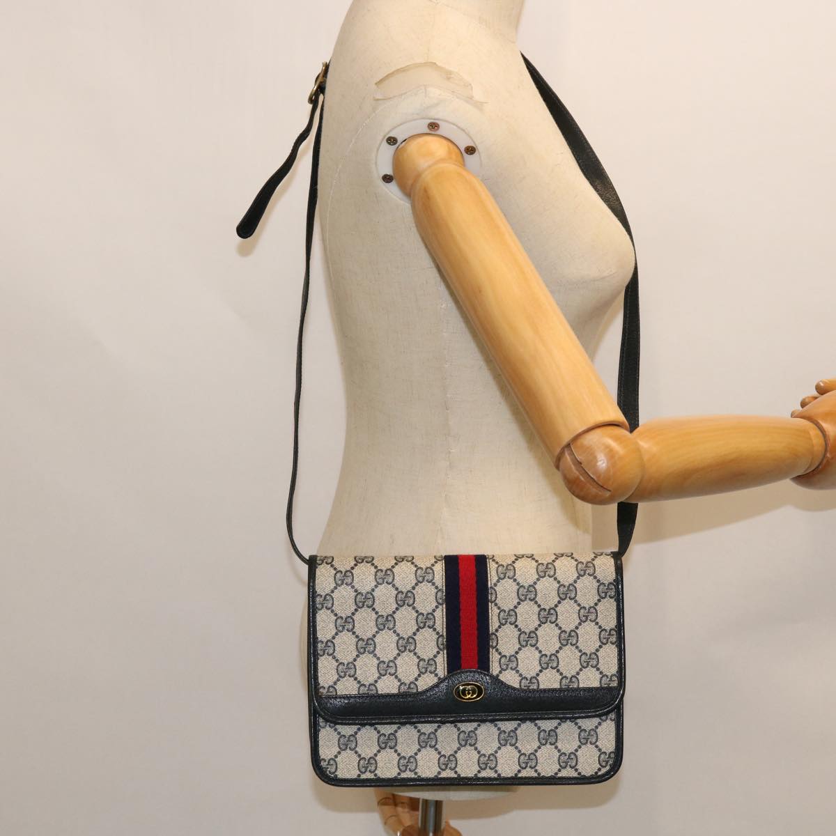 GUCCI GG Canvas Sherry Line Shoulder Bag PVC Leather Gray Red Navy Auth yk8588