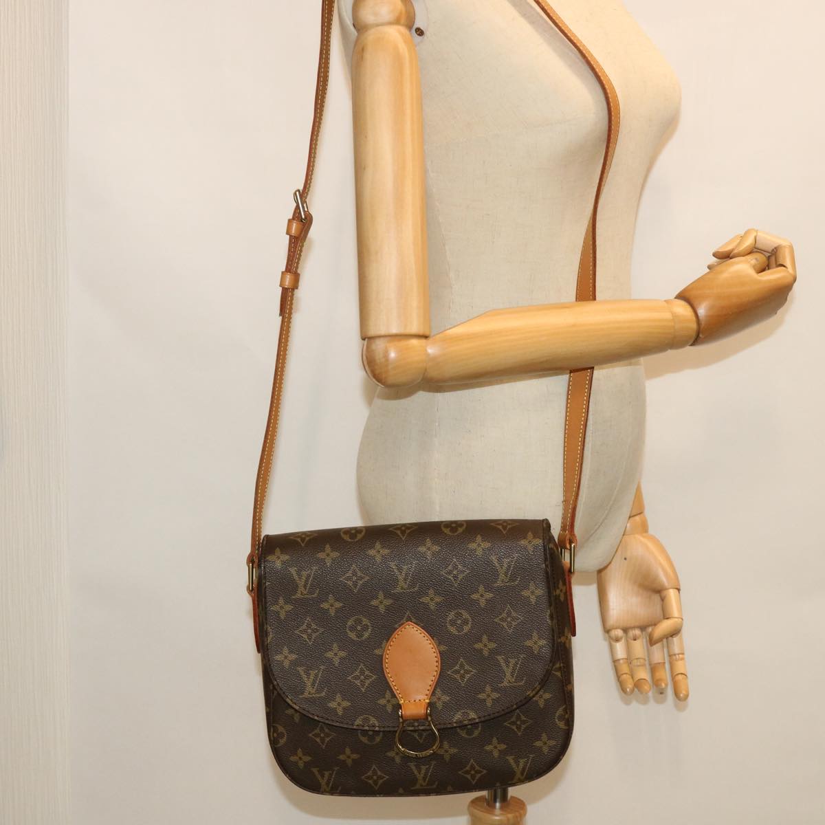 LOUIS VUITTON Monogram Saint Cloud GM Shoulder Bag M51242 LV Auth yk8701