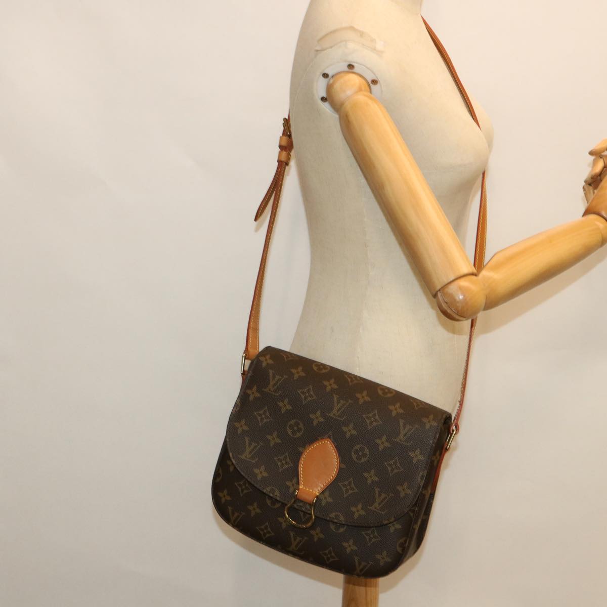 LOUIS VUITTON Monogram Saint Cloud GM Shoulder Bag M51242 LV Auth yk8720