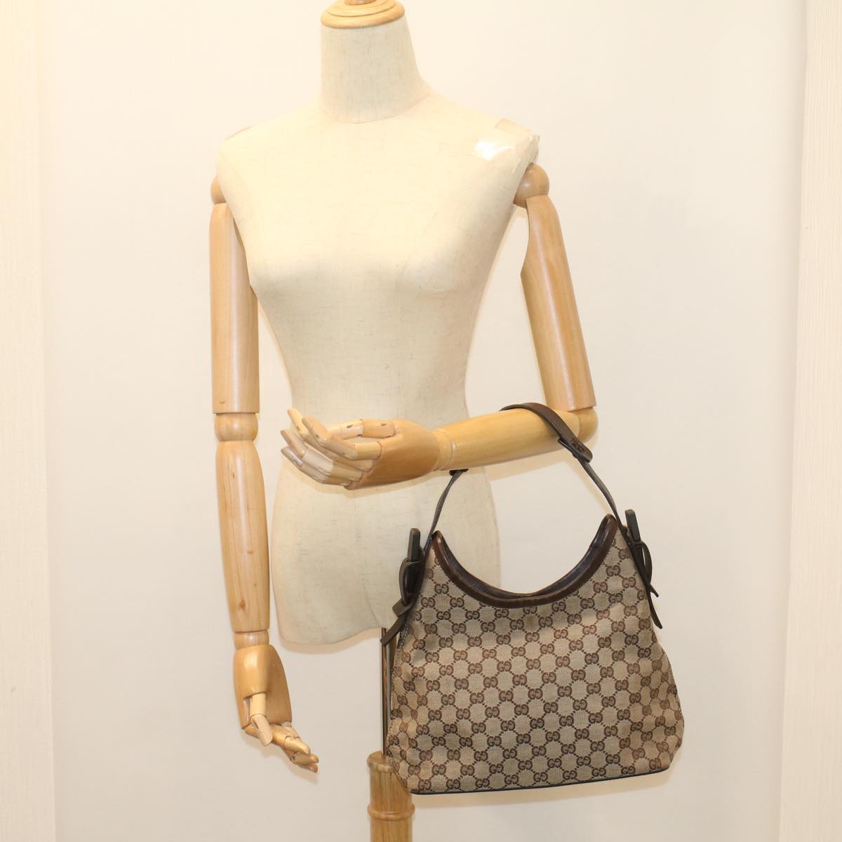 GUCCI GG Canvas Shoulder Bag Beige 107752 Auth yk8859